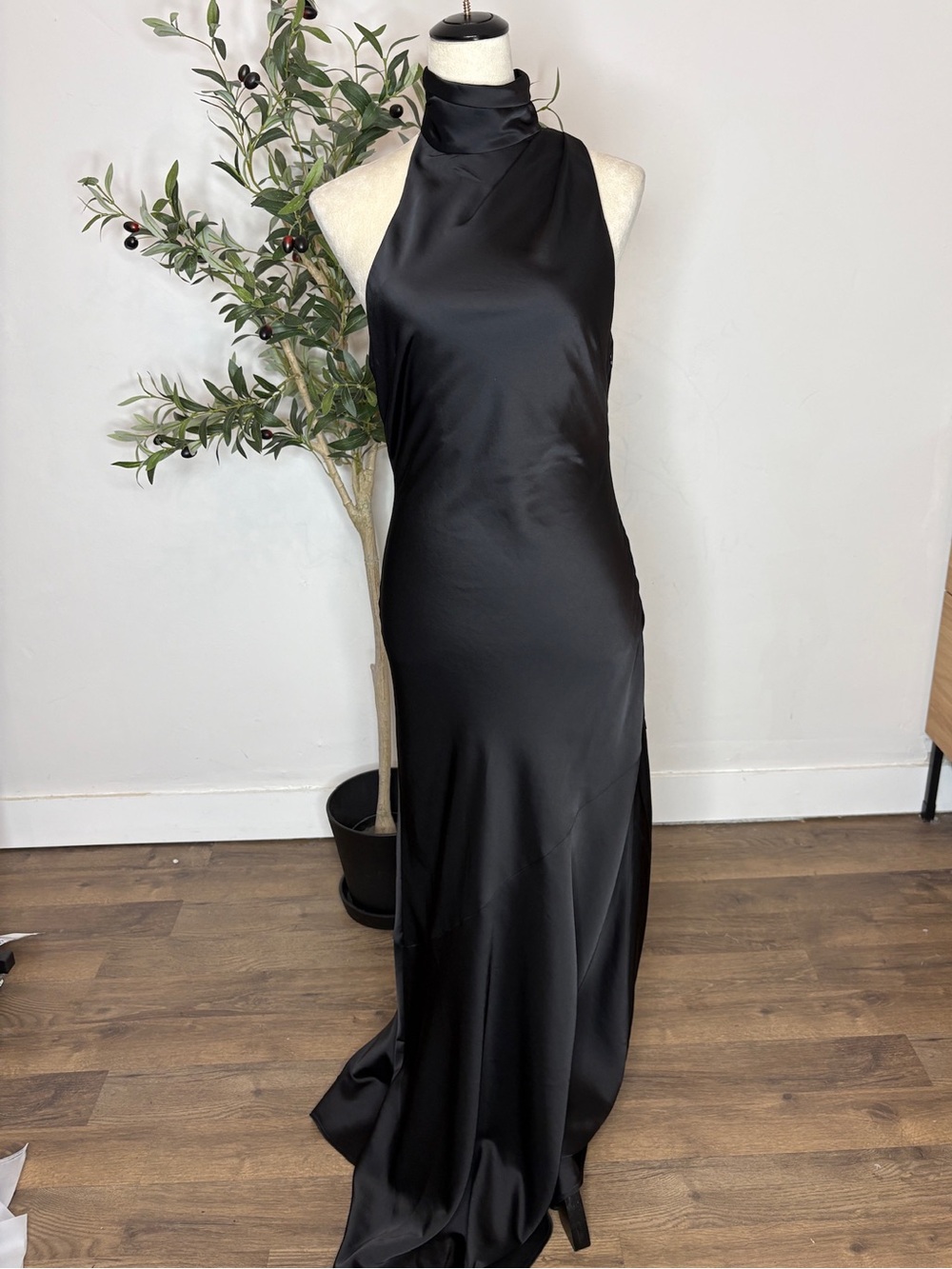 Elegant Black Halter Maxi Dress with High Neck